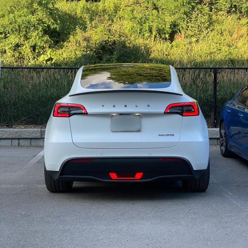Tesla Model Y Arka Tampon Aydinlatma（2019-2024）