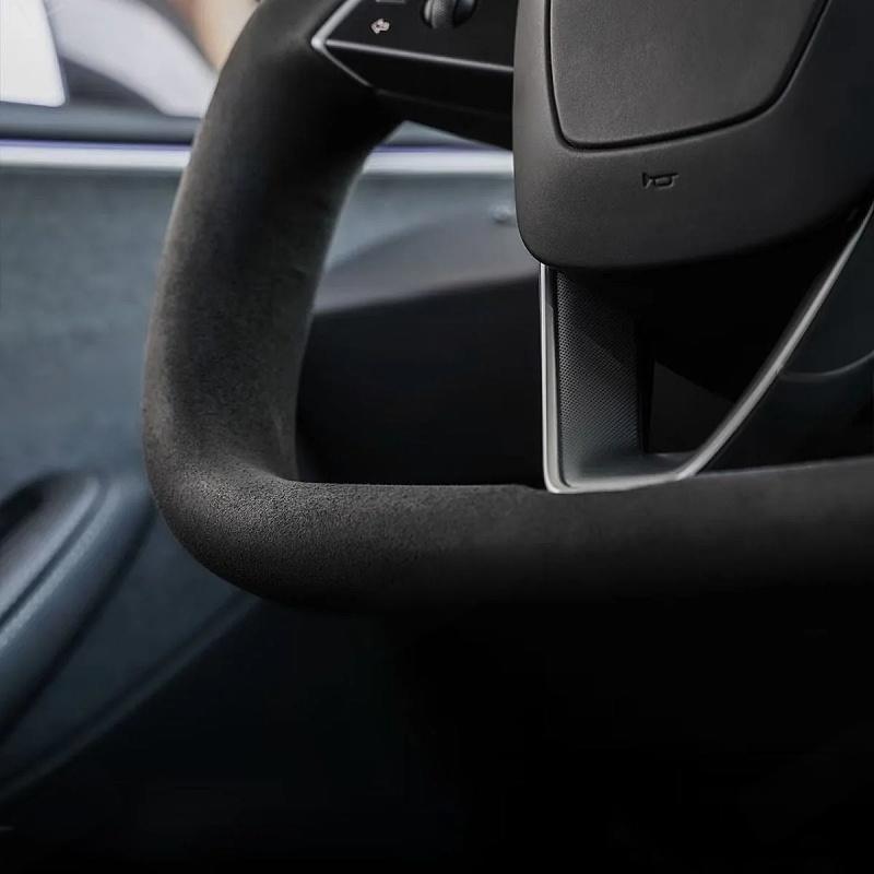Tesla Model 3 Highland/Y Juniper Yoke Steering Wheel